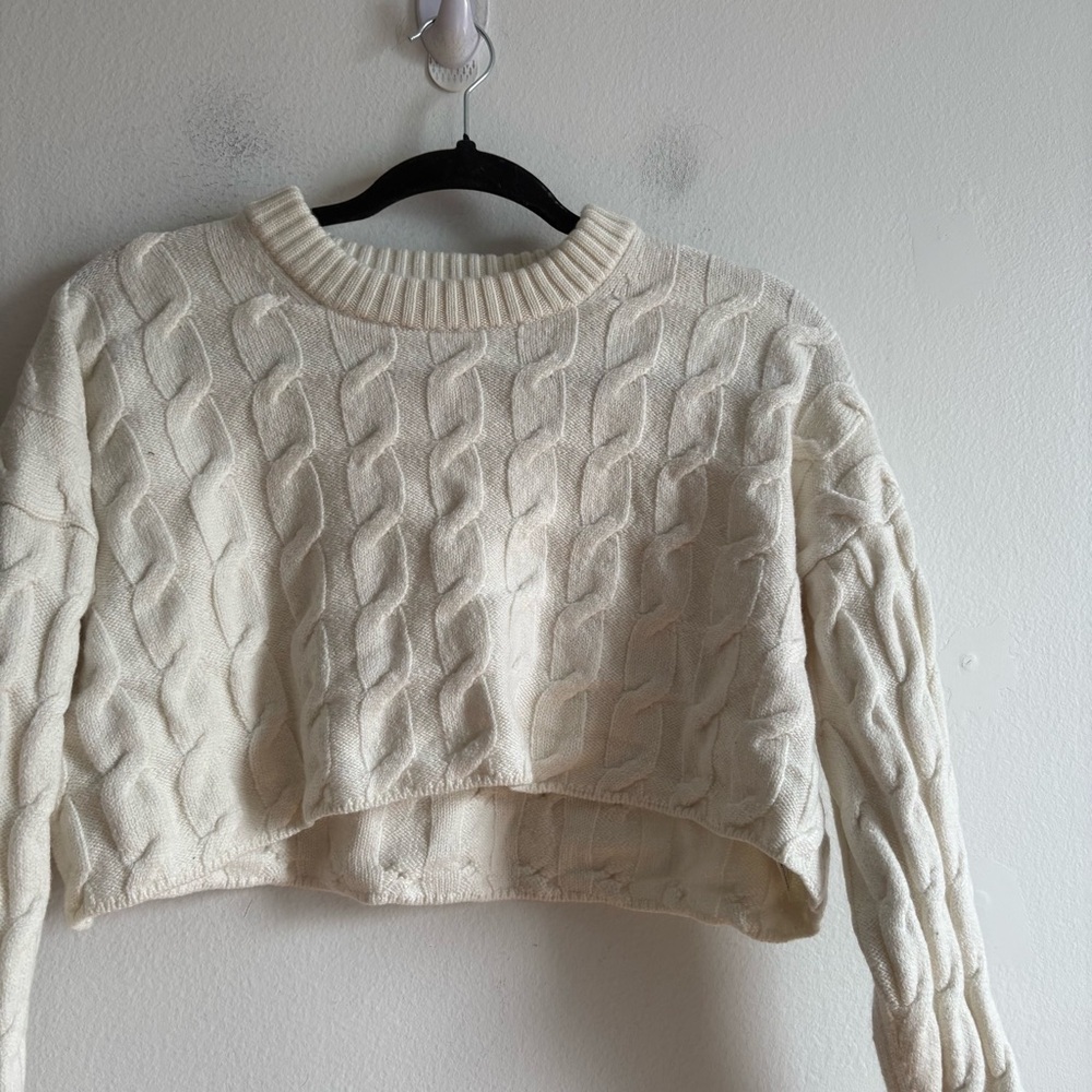 Aritzia Babaton Sz S Glory Cable Knit White Cropped Wool Sweater - Picture 4 of 9